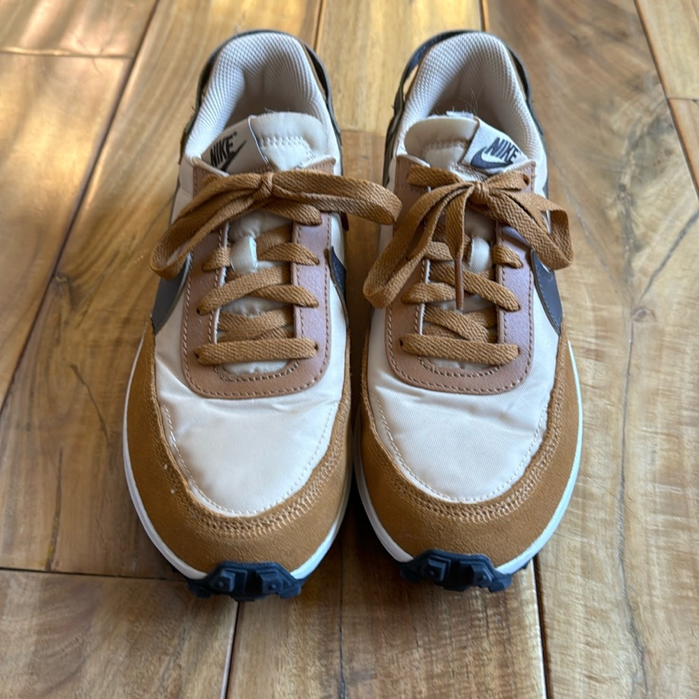 Nike Waffle Debut size 8.5 nwot